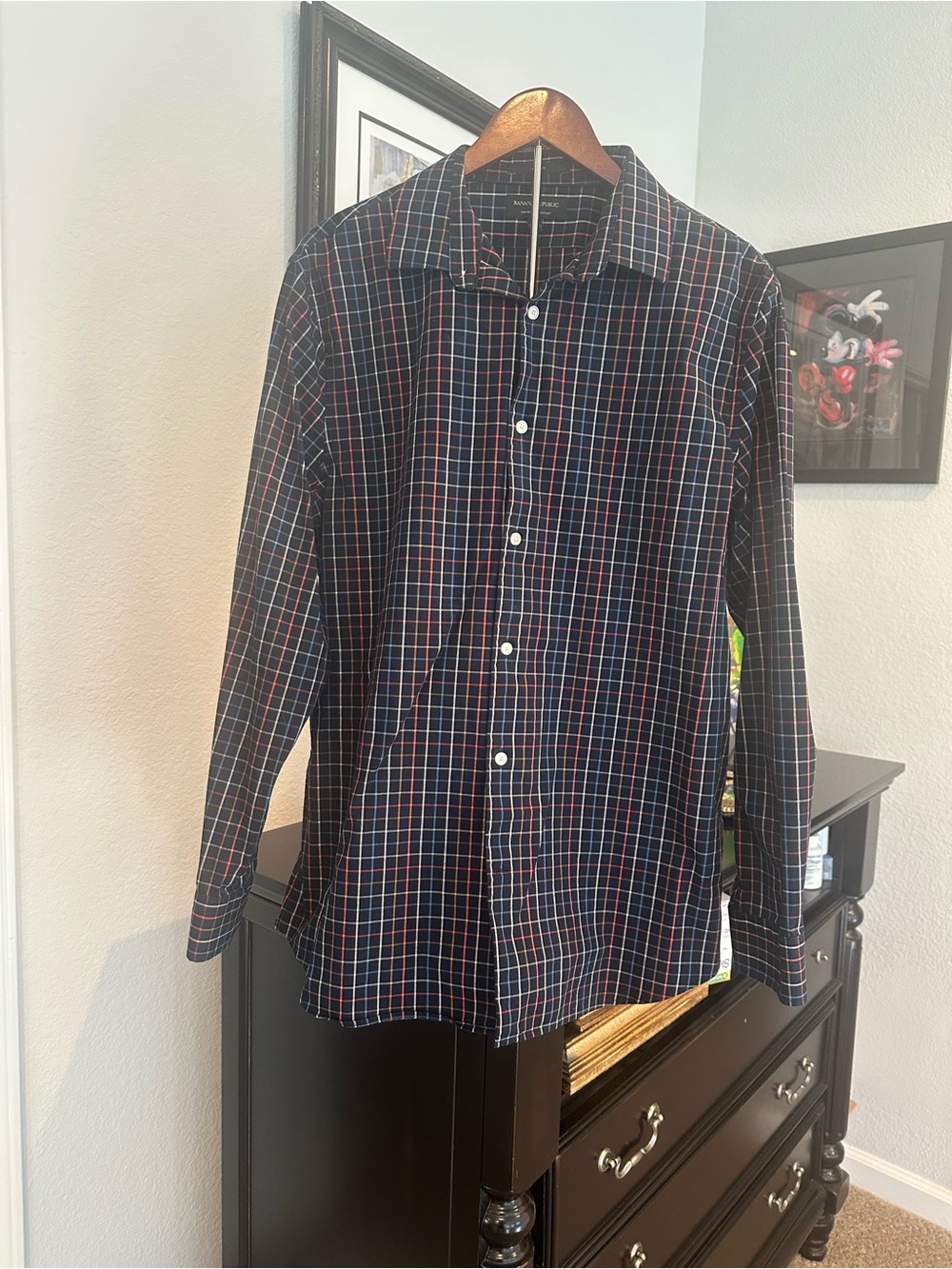 Banana Republic Men's Navy and Red Windowpane Button-Down Shirt. Sz L.